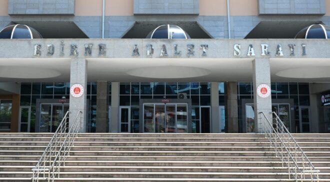Maket araç zehir oldu