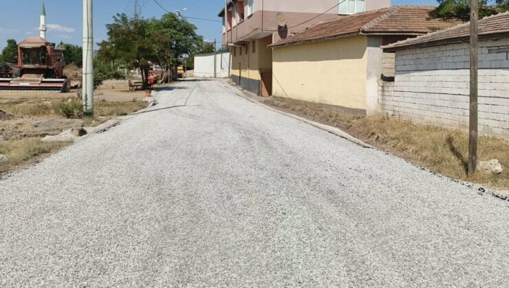 Necatiye köyüne sıcak asfalt