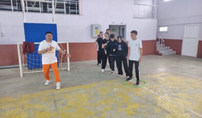 Öğrencilere oyun içinde spor