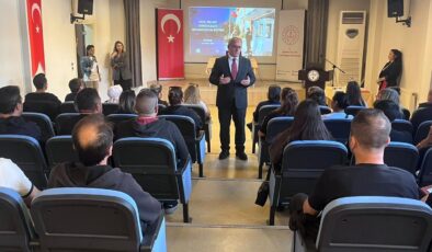 Okul bahçesi görevlilerine oryantasyon eğitimi