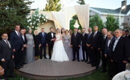 Karaburun, kızını evlendirdi