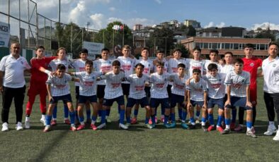 Şükrüpaşa Spor galibiyetle başladı