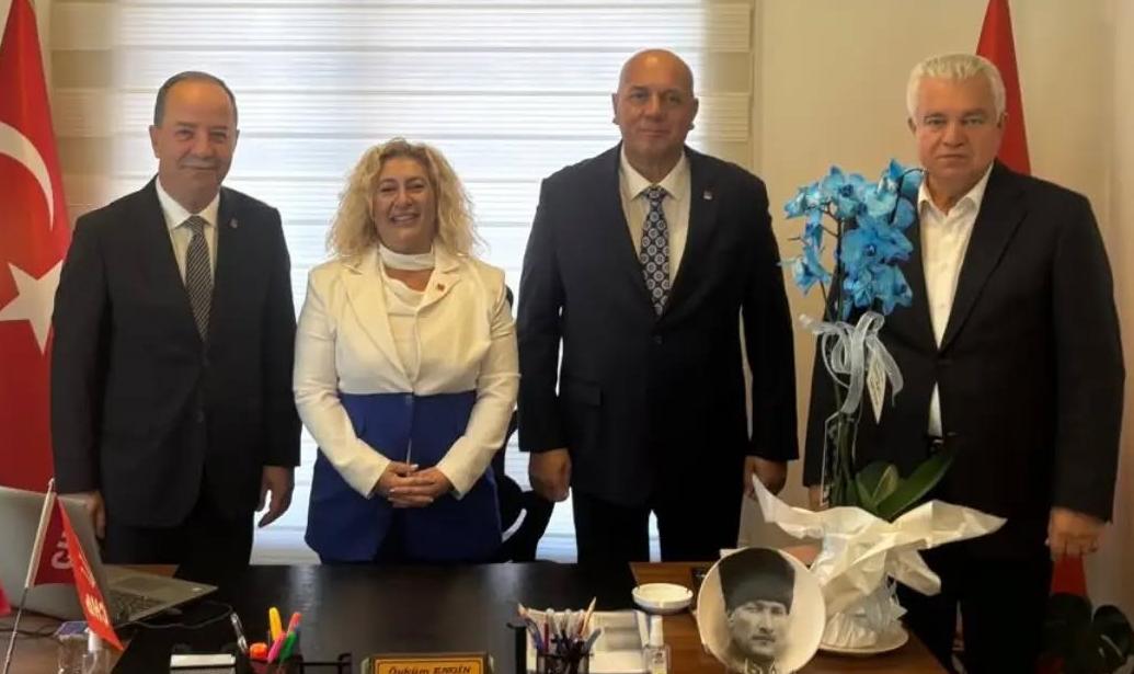 Pekcanlı aday mı oluyor?