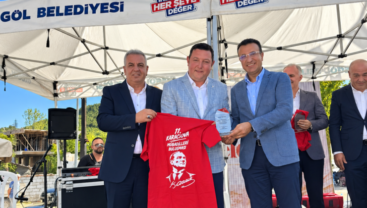 Recep Dural’a teşekkür plaketi