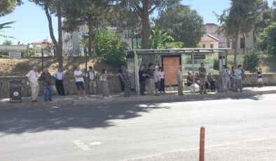 Durakta beklemeye son