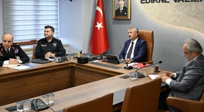 Sezer, Okul Güvenliği Toplantısı’na katıldı