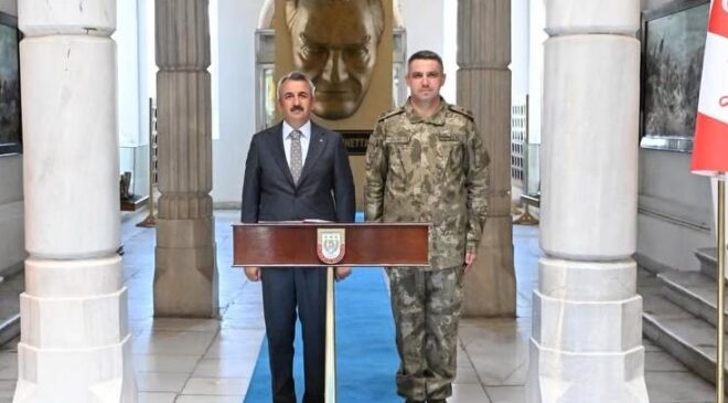 Vali Sezer’den Garnizon Komutanı Sert’e ziyaret