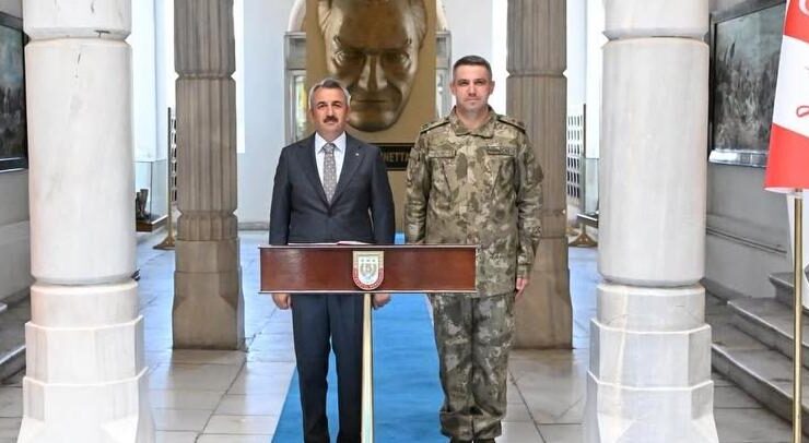 Vali Sezer’den Garnizon Komutanı Sert’e ziyaret