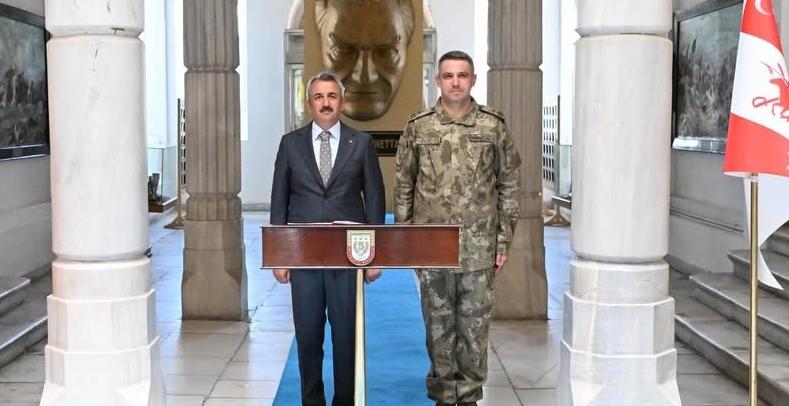 Vali Sezer’den Garnizon Komutanı Sert’e ziyaret