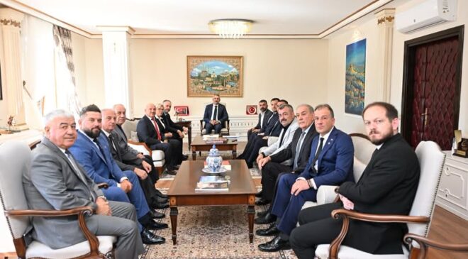 Vali Sezer’e ziyaretler