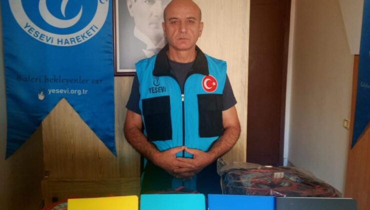 Yesevi Hareketi’nden kırtasiye desteği