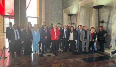 CHP’liler Ata’nın huzurunda