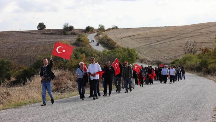 4 kilometrelik vefa yürüyüşü