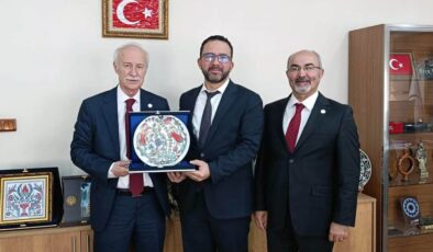 Hatiplerden Usul’a ziyaret