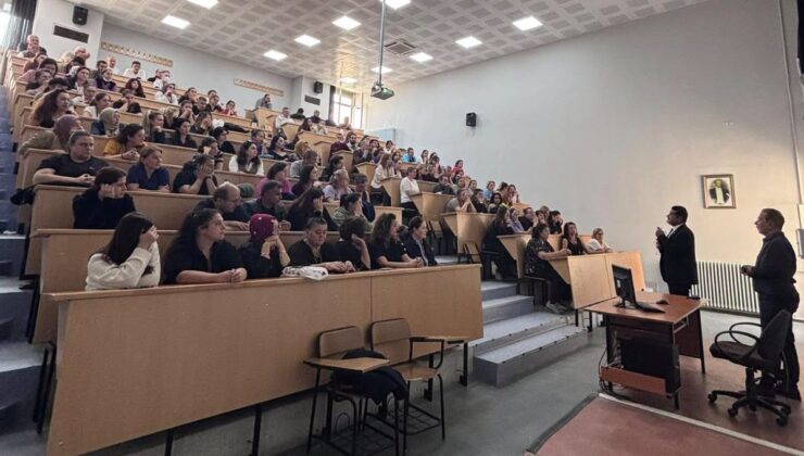 Hastane çalışanlarına eğitim