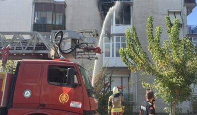 Apartmanda korkutan yangın