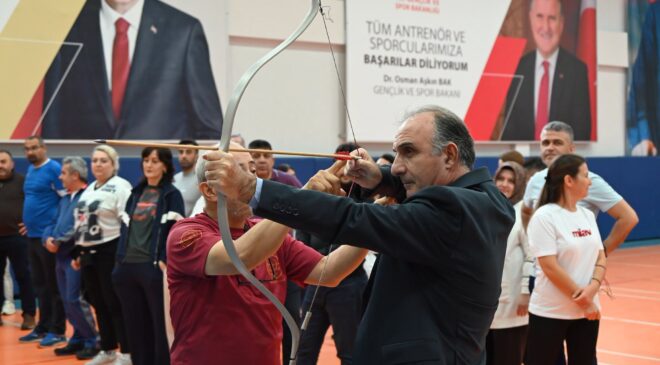 Okçuluk eğitmenleri yetişiyor