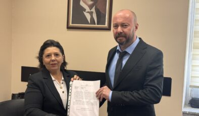 Yıldırım, mazbatasını aldı