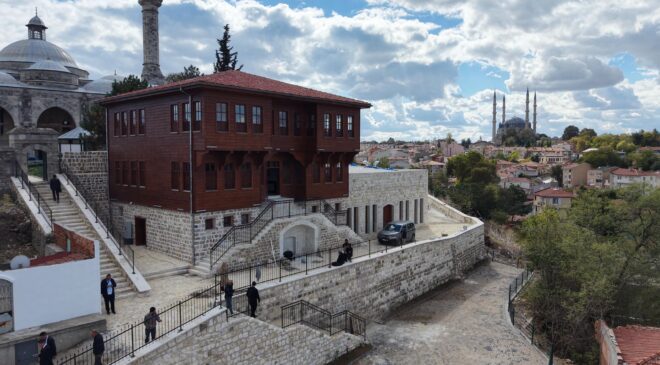 Edirne Mevlevihanesi açılış için gün sayıyor
