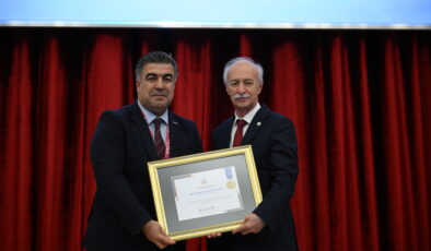 ‘Yoğun şartlarda özveriyle çalışıyorlar’