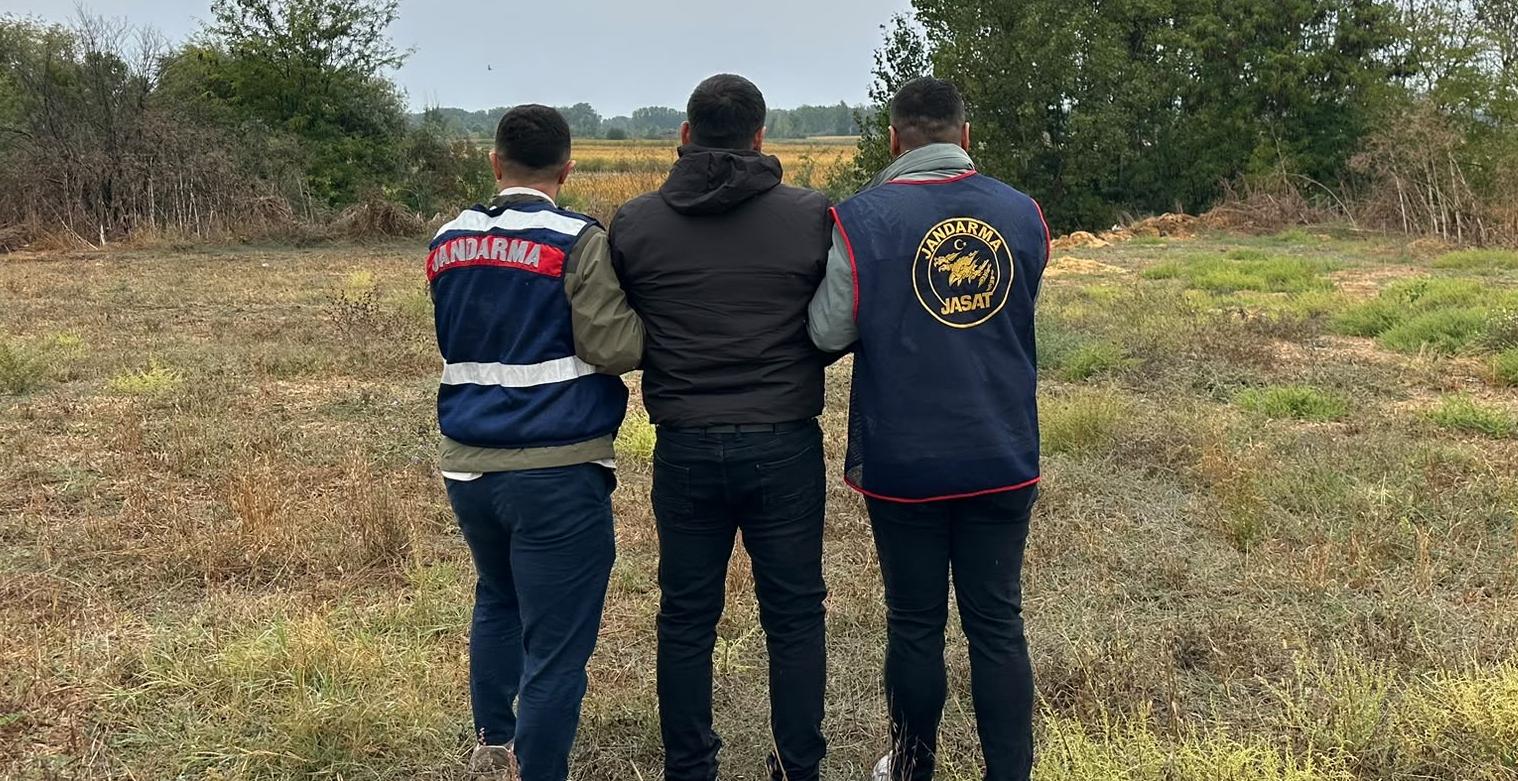 Aranan hükümlü sınırda yakalandı