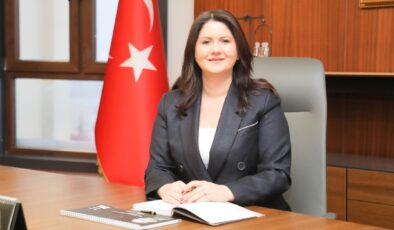 ‘Cumhuriyeti yaşatmak hepimizin sorumluluğu’