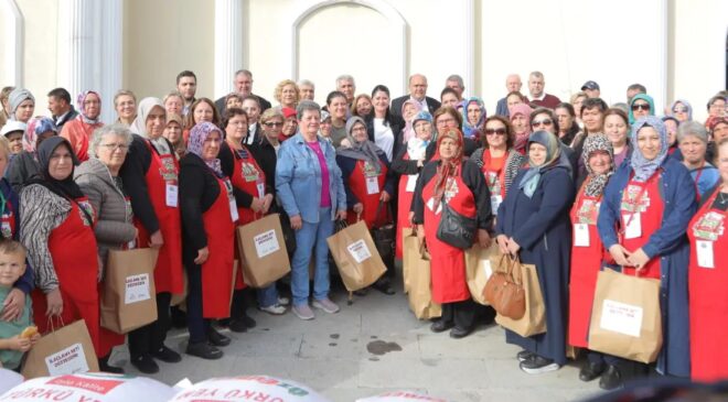 ‘Üreten kadınlarımızın emeği, geleceğimizin güvencesidir’