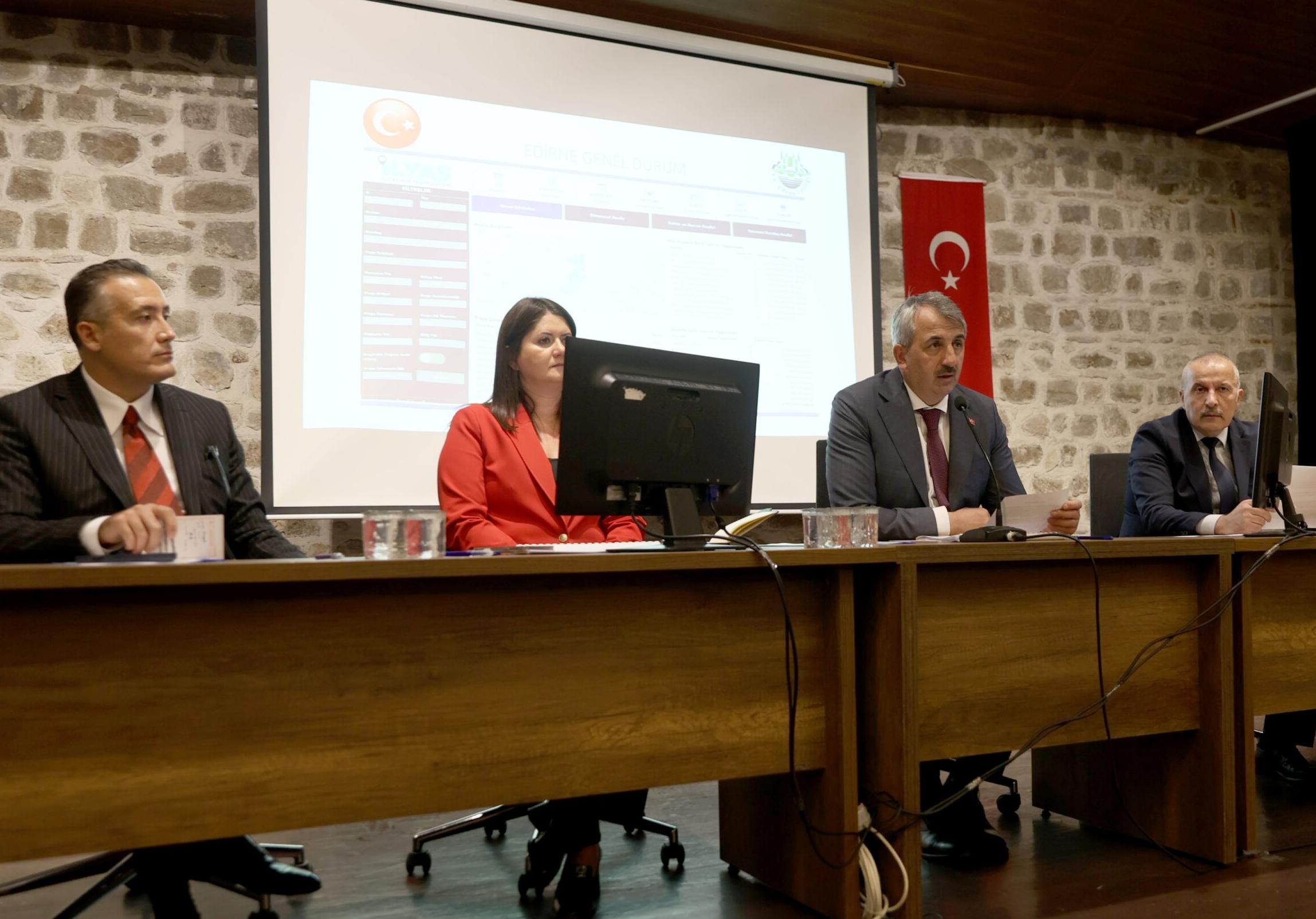 ‘Yarım kalan işleri bitirmemiz gerekiyor’