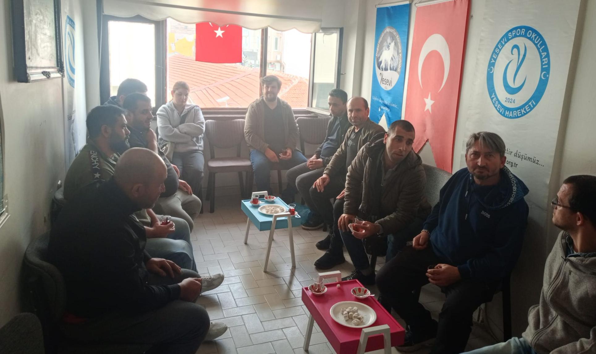 Engelli vatandaşlarla bir araya geldiler