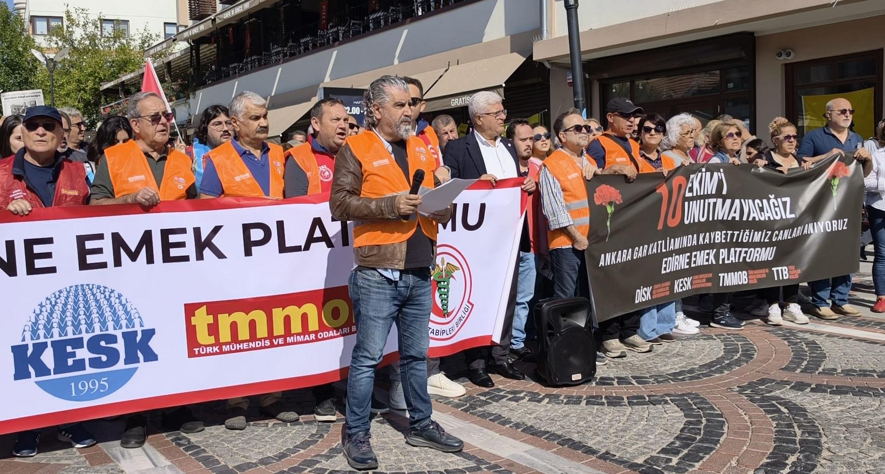 Gar Katliamı unutulmadı