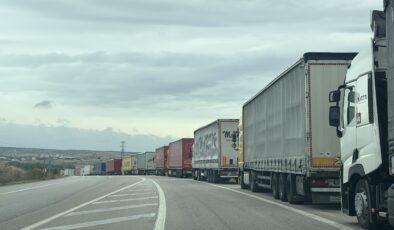 TIR şoförlerinin uykusuz geceleri