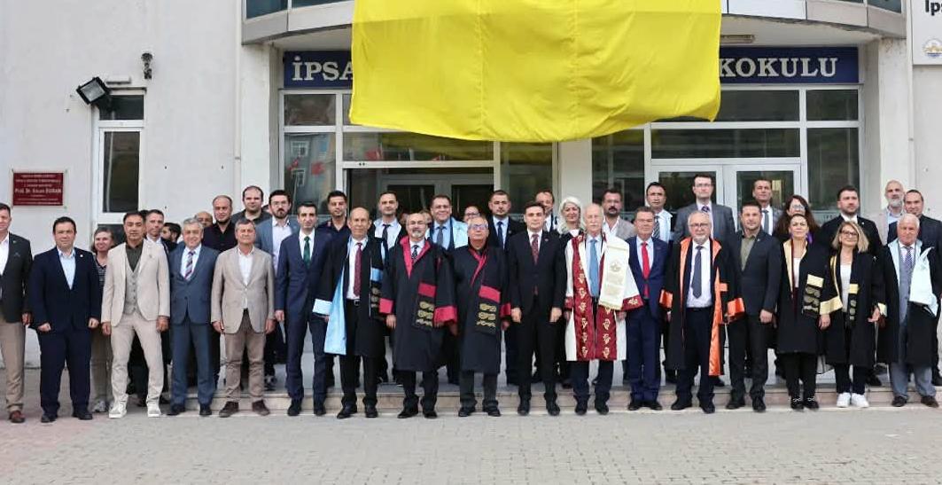 Hatipler’den öğrencilere tavsiyeler