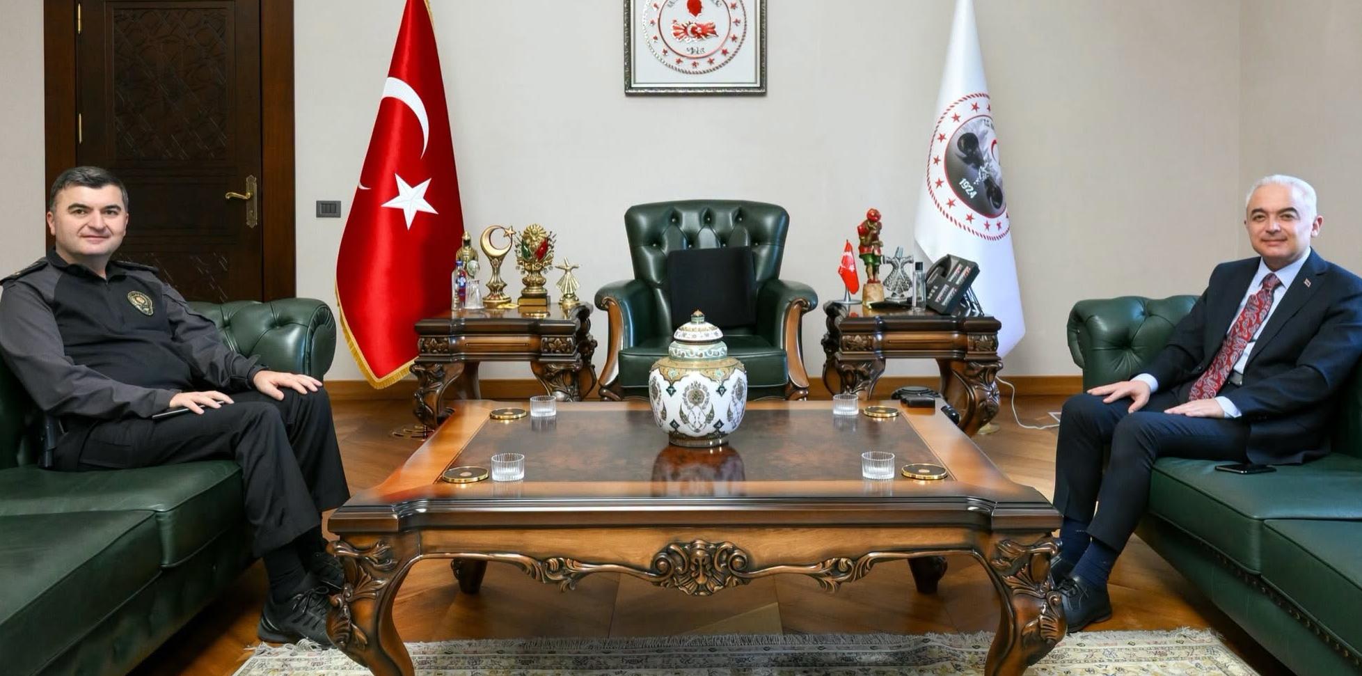 İl Emniyet Müdürü Ayhan’dan ziyaret
