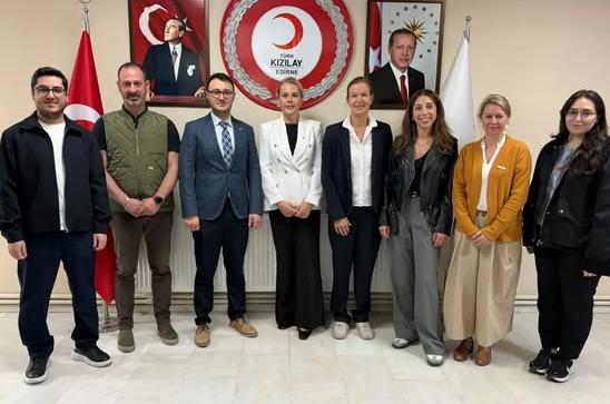 İsveç Kızılhaçı heyetinden Edirne Kızılay’a ziyaret
