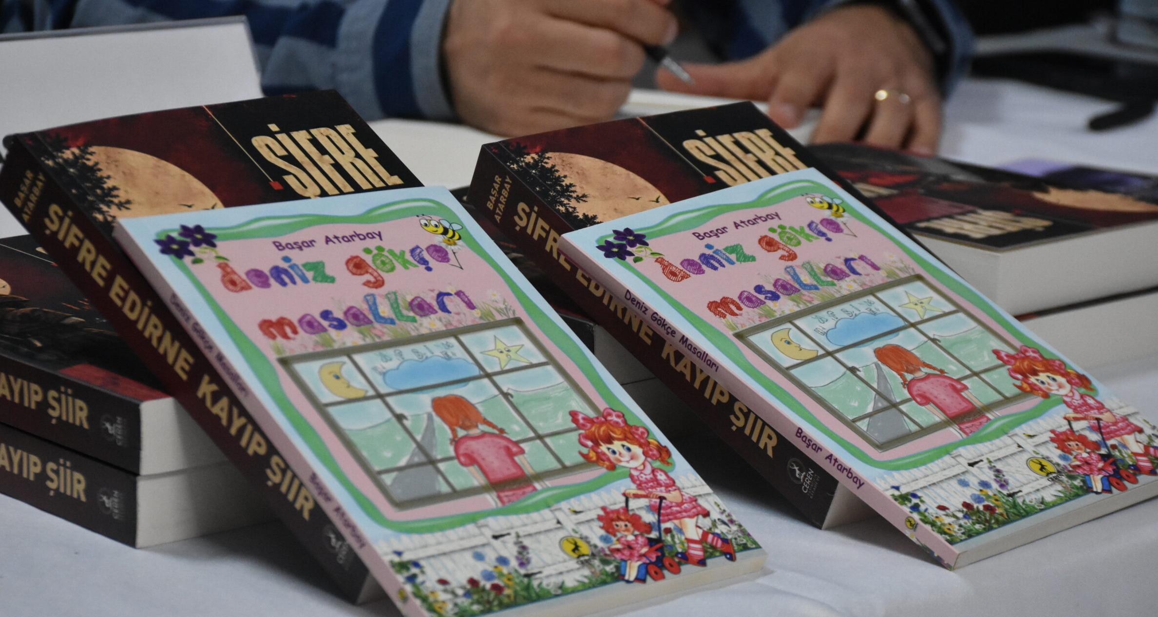 Kızı için yazdığı masallar kitap oldu