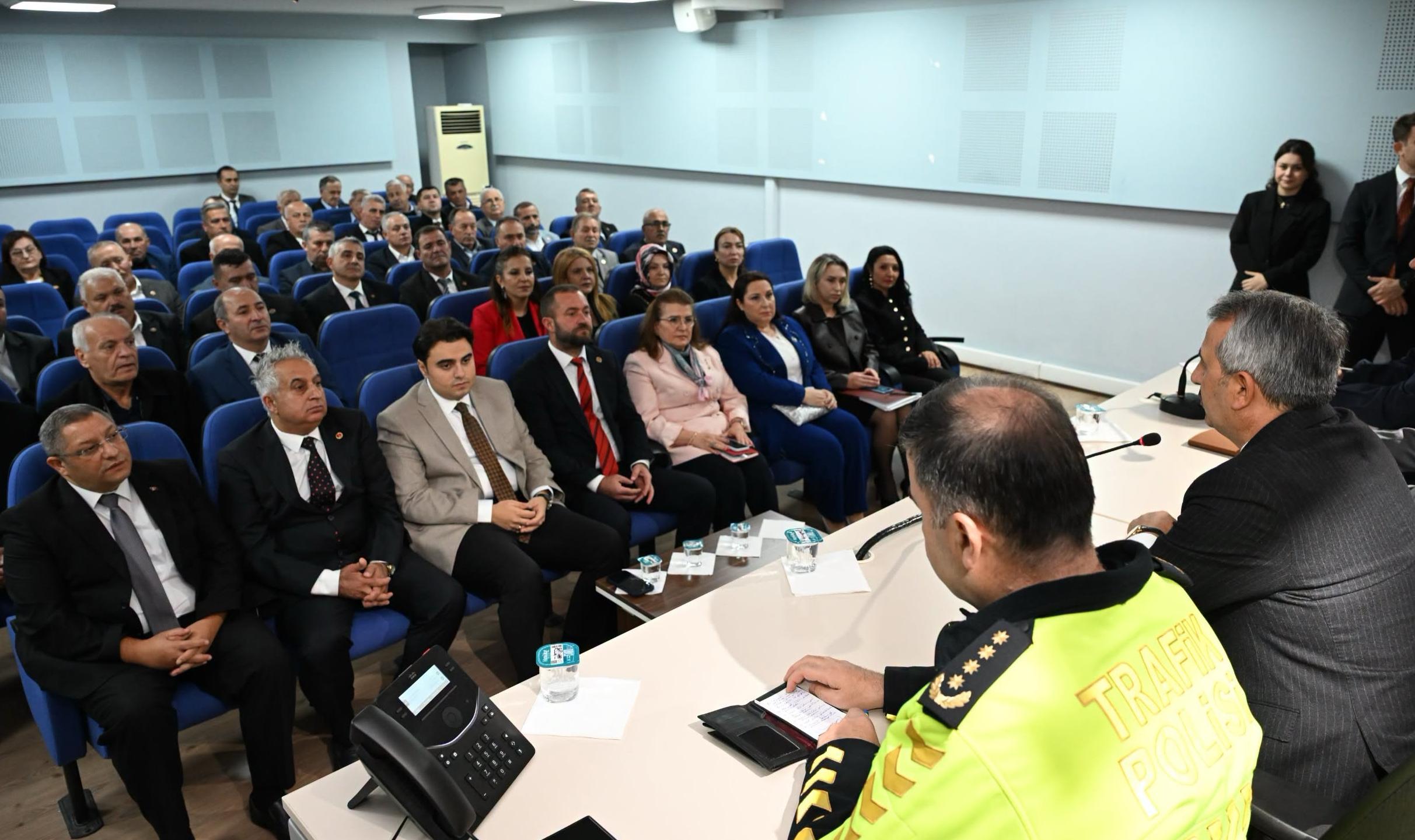 Muhtarlardan Vali Sezer’e ziyaret