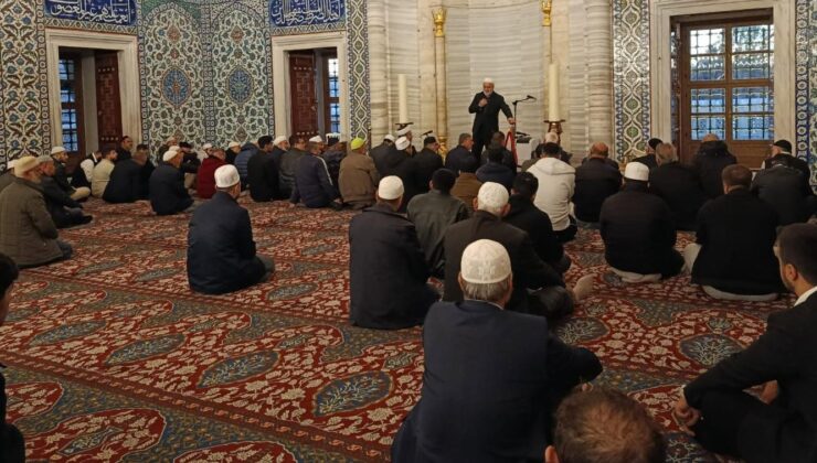 Selimiye Camii’nde sabah namazı buluşması
