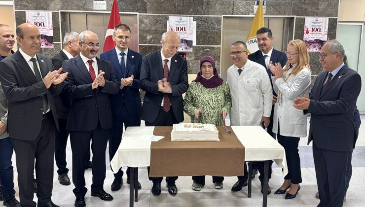100. kemik iliği nakline pastalı kutlama