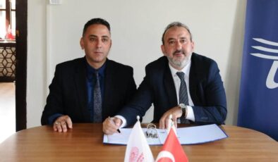 Yaşlı bireylerle etkili iletişim eğitimine destek